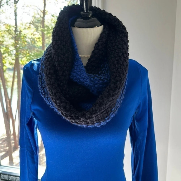 Genie Accessories - Genie by Eugenia Kim Knitted Infinity Scarf, Like new
